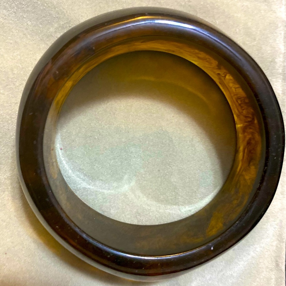 Light brown Resin bangle